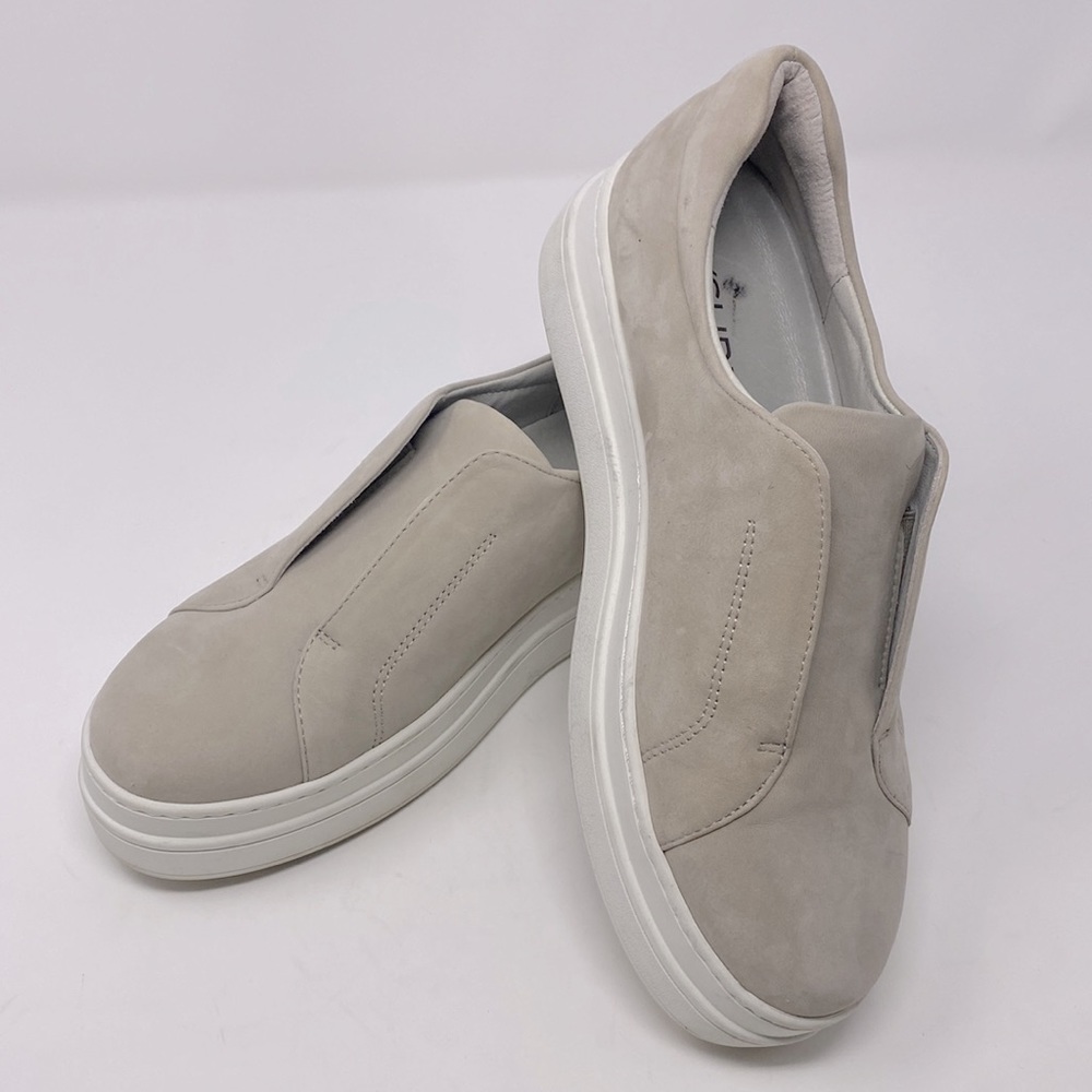 J Slides NYC Taupe Cream Suede Platform Slip On Sneakers Size 7